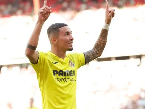 Ngôi sao 34 triệu giúp Arsenal tránh cạnh tranh với Man Utd