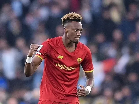 Đồng đội cũ thăng hoa, sao Chelsea có động thái đáng chú ý