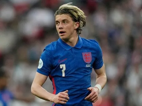 Người cũ thúc giục Liverpool thâu tóm “lính đánh thuê” của Chelsea