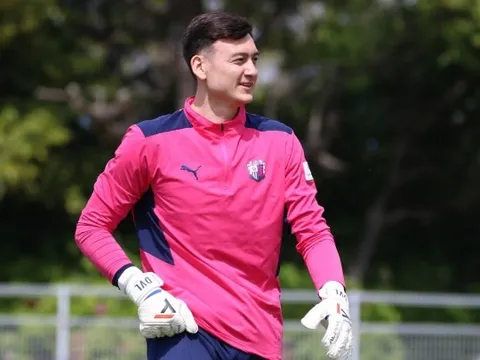Người đại diện mở đường cho Văn Lâm trở lại V-League?