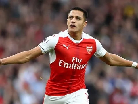 Người hùng ở Arsenal và cú sút làm tan nát trái tim Messi