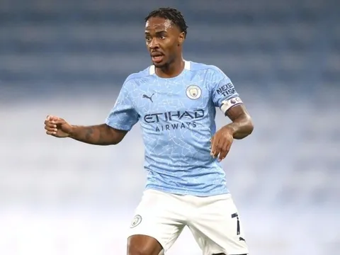 Người hùng tuyển Anh, tương lai Sterling vẫn lung lay ở Man City