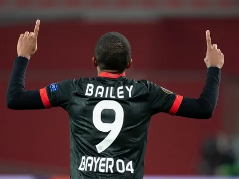 'Người kế thừa của Robben' lại có siêu phẩm, châu Âu thêm phần 'bấn loạn'
