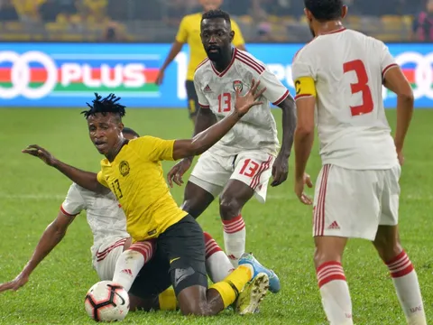 Người Thái hành quân đến Malaysia trong cơn bĩ cực