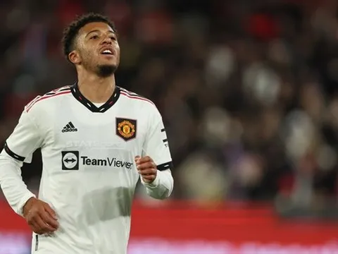 Người thắng kẻ thua ở Man Utd sau trận Aston Villa