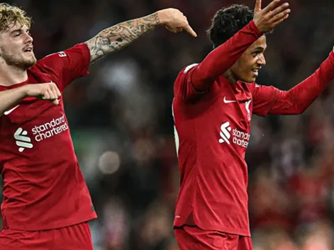 Người thắng kẻ thua sau trận Liverpool 2-1 Newcastle