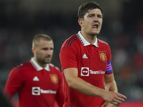 Người thắng kẻ thua sau trận Melbourne 1-4 Man Utd