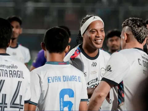 Cầu thủ Indonesia được yêu cầu không phạm lỗi với Ronaldinho