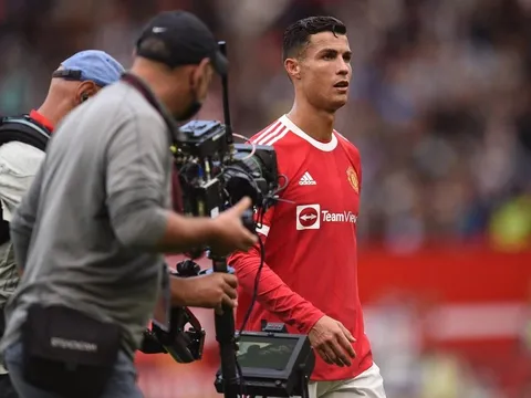 MU được chia tiền thưởng thế nào ở Premier League?