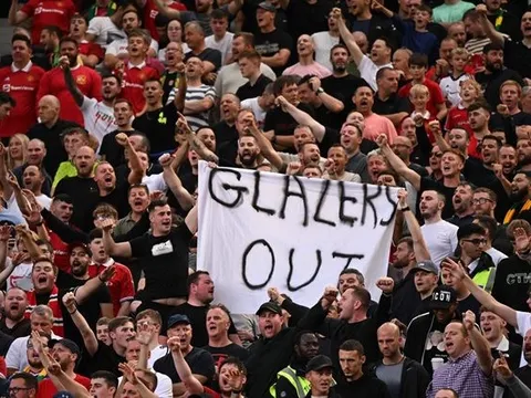 Nhà Glazer ra giá điên rồ cho Man Utd