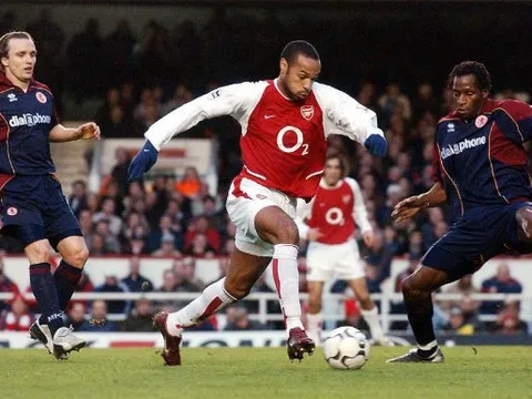 HLV Wenger chọn ra đội hình mạnh nhất lịch sử: Không bất ngờ