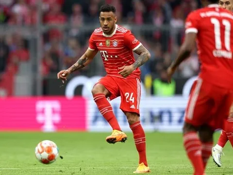 Nhà vô địch World Cup ẩn ý với Man Utd và Arsenal