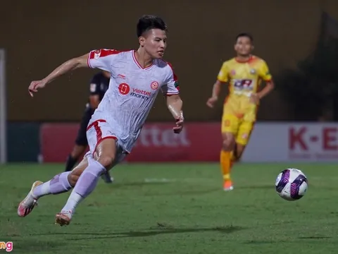 Nhâm Mạnh Dũng kiến tạo giúp CLB Viettel thắng 3-1 Thanh Hóa