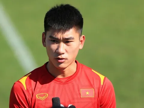 Nhâm Mạnh Dũng thận trọng khi gặp lại U23 Thái Lan