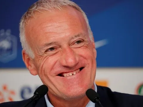 Nhận chỉ trích từ BLĐ Bayern Munich, HLV Didier Deschamp đáp trả 'cực gắt'