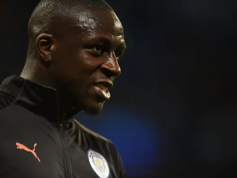 Nhận sai vụ Mendy, Man City ủ mưu cướp mục tiêu của Man Utd