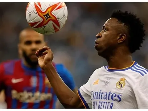 Nhân sự sứt mẻ vì ĐTQG, Real họp khẩn với RFEF