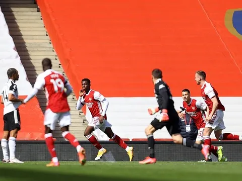'Nhân tố X' bùng nổ, Arsenal thoát thua ngoạn mục tại Emirates