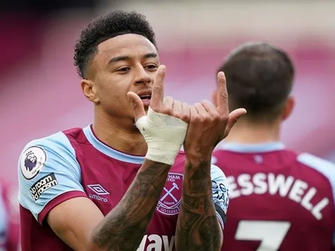 'Tôi hài lòng khi ngồi dự bị ở Man United'