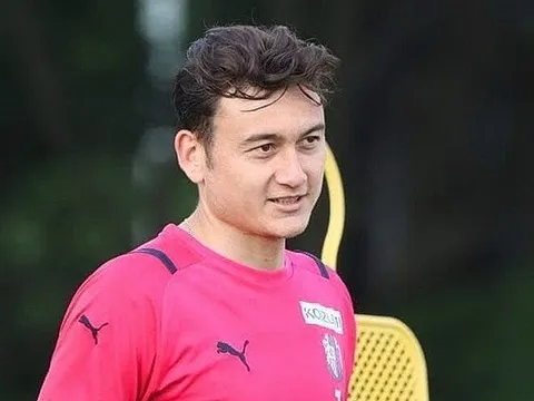 Nhiều đội bóng muốn đưa Văn Lâm rời Cerezo Osaka