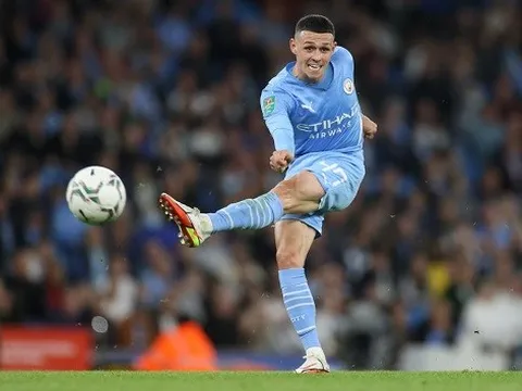 Nhìn cách Foden tỏa sáng, Solskjaer đã biết làm gì với Greenwood
