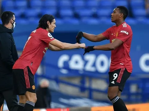 Nhìn Cavani, M.U đã biết phải làm gì với 'thảm họa' ghi 4 bàn/22 trận?