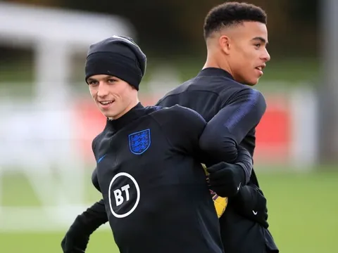 Nhìn Foden, Man Utd càng chạnh lòng vì Greenwood