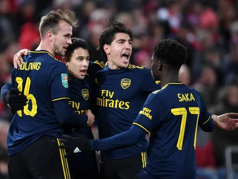 Nhìn lại đội hình Arsenal ghi 5 bàn vào lưới Liverpool năm 2019