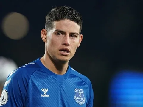 Nhìn Messi - Aguero, James Rodriguez tự khóc thương cho bản thân