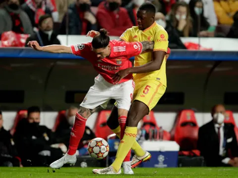 Nhìn Nunez làm khổ Liverpool, người ta biết Rangnick đã đúng