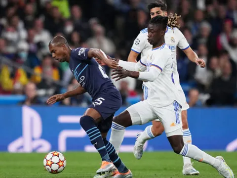 Nhìn vào tuyến giữa Real Madrid, người ta biết Perez đúng khi tin Ancelotti