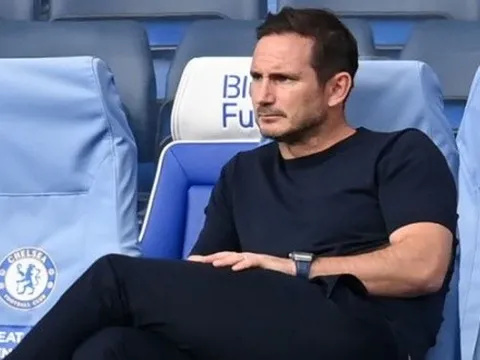 NHM Chelsea: "Đóng gói đồ đạc và hãy rời khỏi nơi này đi!"