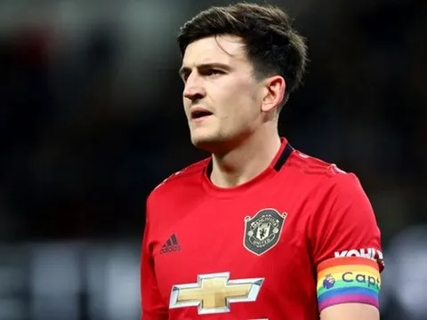 NHM Man Utd điên tiết, muốn tước băng đội trưởng của Maguire trao cho 1 cái tên