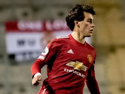 NHM Man Utd phát cuồng: "Cậu ta có kỹ thuật điêu luyện, là một Messi mới"