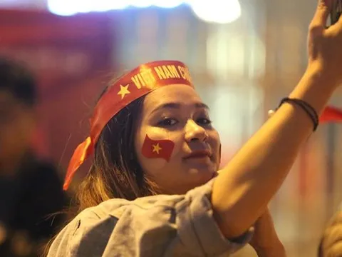 Những đóa hồng rực rỡ hội quân trước đại chiến giữa Việt Nam và Thái Lan