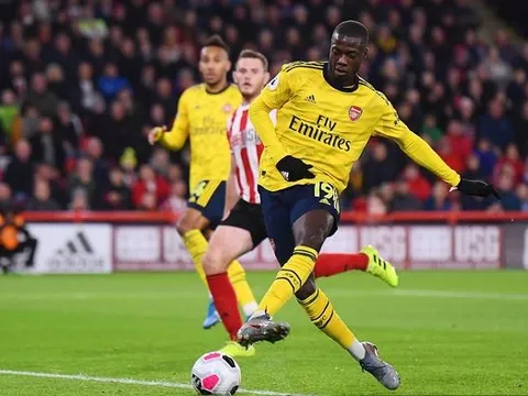 Arsenal thua sốc, nhưng vẫn có một điểm sáng hiếm hoi