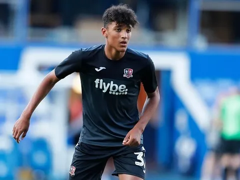 Đánh bại Chelsea, Liverpool gần hơn bao giờ hết với chữ ký của ''sao mai 2004''