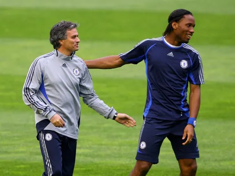 Mourinho bị sa thải, trò cưng khuyên thật lòng