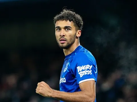 Newcastle đàm phán chiêu mộ mục tiêu Arsenal