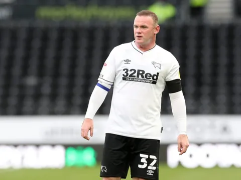 Wayne Rooney sắp trở thành HLV kiêm cầu thủ