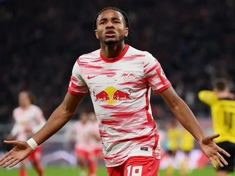 Arsenal săn đuổi tiền đạo ghi 32 bàn, 14 kiến tạo/51 trận