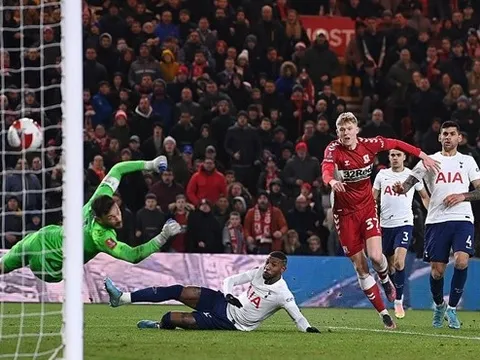Nối gót M.U, Tottenham nhận thất bại bẽ bàng trước đội hạng nhất