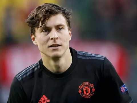 NÓNG! "Cạn lời" với lý do Lindelof vắng mặt trận Man Utd - Newcastle