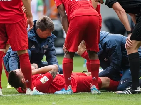 NÓNG! Đại họa ập đến Bayern và tuyển Đức, "trung vệ thép" chấn thương nghiêm trọng
