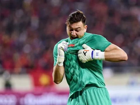 NÓNG! Rời Muangthong tới bến đỗ mới, Văn Lâm có mức giá cao kỷ lục