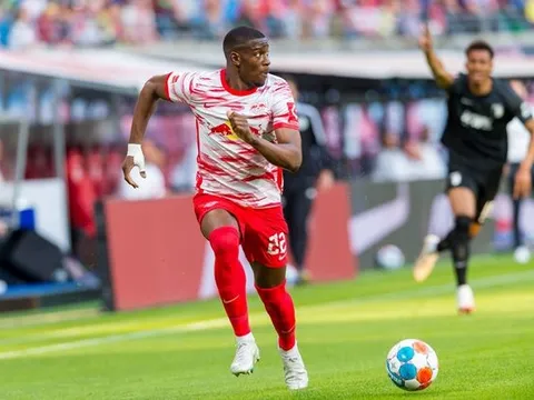 Nordi Mukiele - món hời từ RB Leipzig cho Man Utd