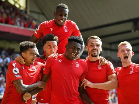 Xuất hiện đội bóng mua sắm điên loạn nhất Premier League