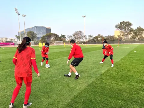 Tuyển nữ Việt Nam có thêm một ca nghi mắc Covid-19