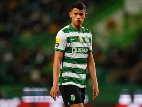 Liverpool chốt khả năng đón tân binh tuyến giữa