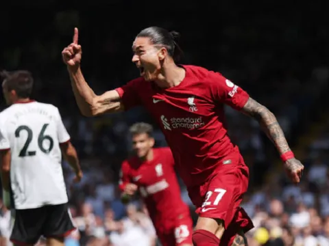 Chuyên gia nói thẳng sai lầm của Klopp trước Fulham